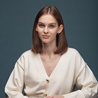 Анна Мирошник