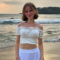 Елизавета Степанова