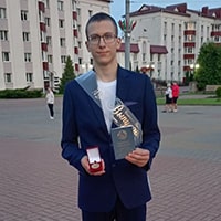 Владислав Самсонов